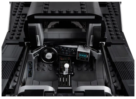 Конструктор LEGO DC Super Heroes 76139 1989 Batmobile