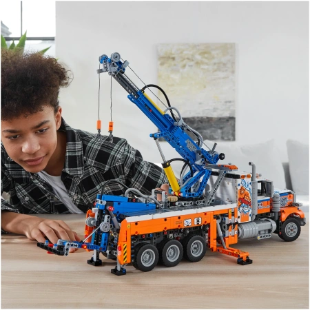 Конструктор LEGO Technic 42128 Грузовой эвакуатор, 2017 дет.