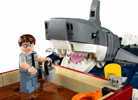 Конструктор LEGO IDEAS 21350 Jaws