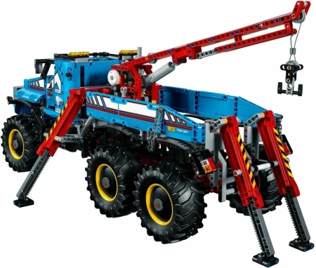 Конструктор LEGO Technic 42070 Эвакуатор-внедорожник 6х6