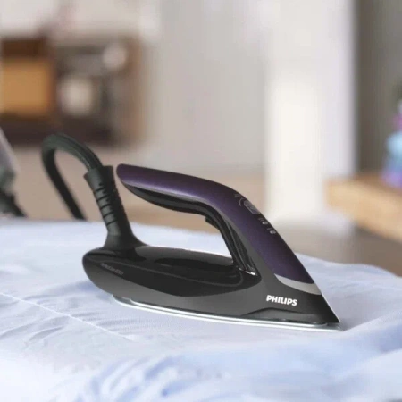 Парогенератор Philips PSG8160/30 черный/фиолетовый