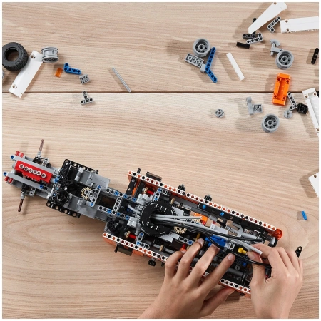 Конструктор LEGO Technic 42128 Грузовой эвакуатор, 2017 дет.
