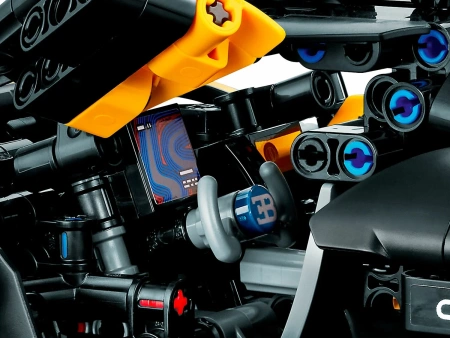 Конструктор LEGO Technic 42151 Бугатти Болид