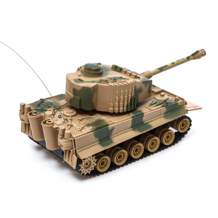 Танк радиоуправляемый «Победитель песочный камуфляж», работает от аккумулятора