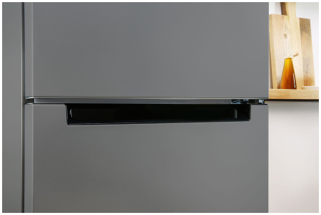 Холодильник с морозильником Indesit DS 3160 G