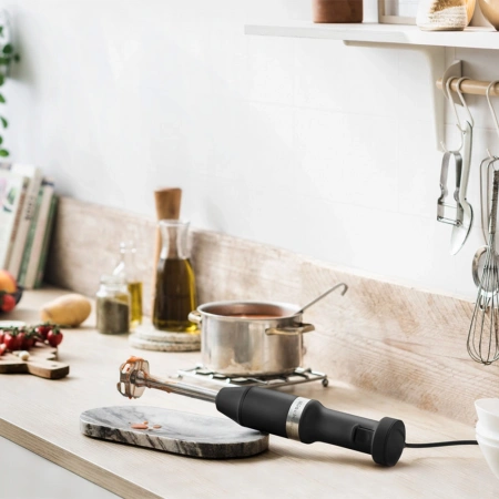 Погружной блендер KitchenAid  5KHBV83EBM матовый черный