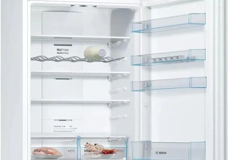 Холодильник двухкамерный Bosch KGN49XWEA