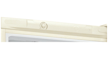 Холодильник с морозильником Indesit DS 3200 E