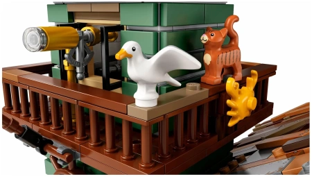 Конструктор LEGO Ideas 21310 Старая рыбацкая лавка